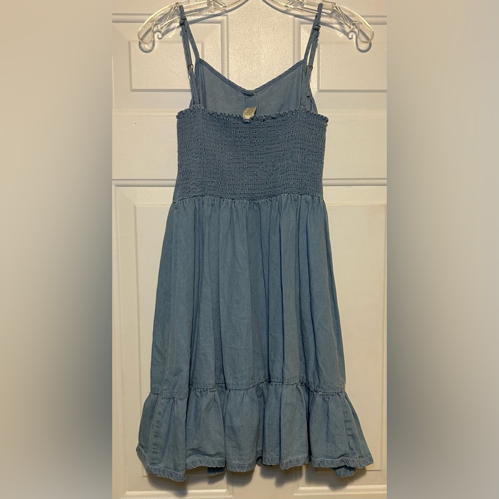 Japna Women’s M Blue Denim Dress Front Buttons Ruffles Steatchy Back Adjustable - Picture 2 of 8